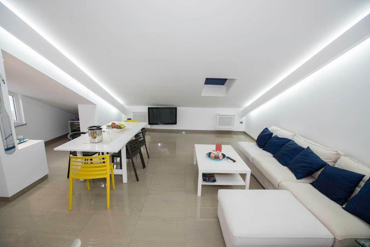 Apartment Sanja 라브 외부 사진