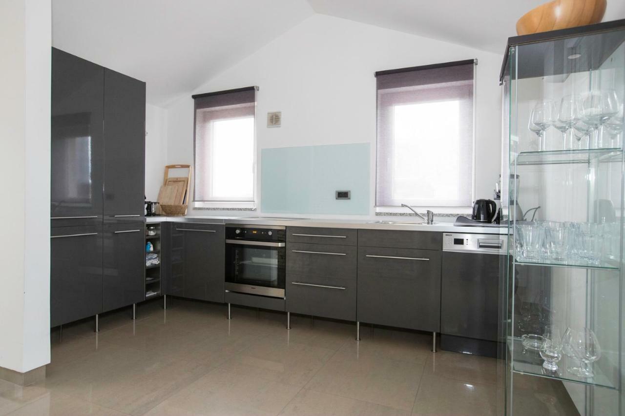 Apartment Sanja 라브 외부 사진